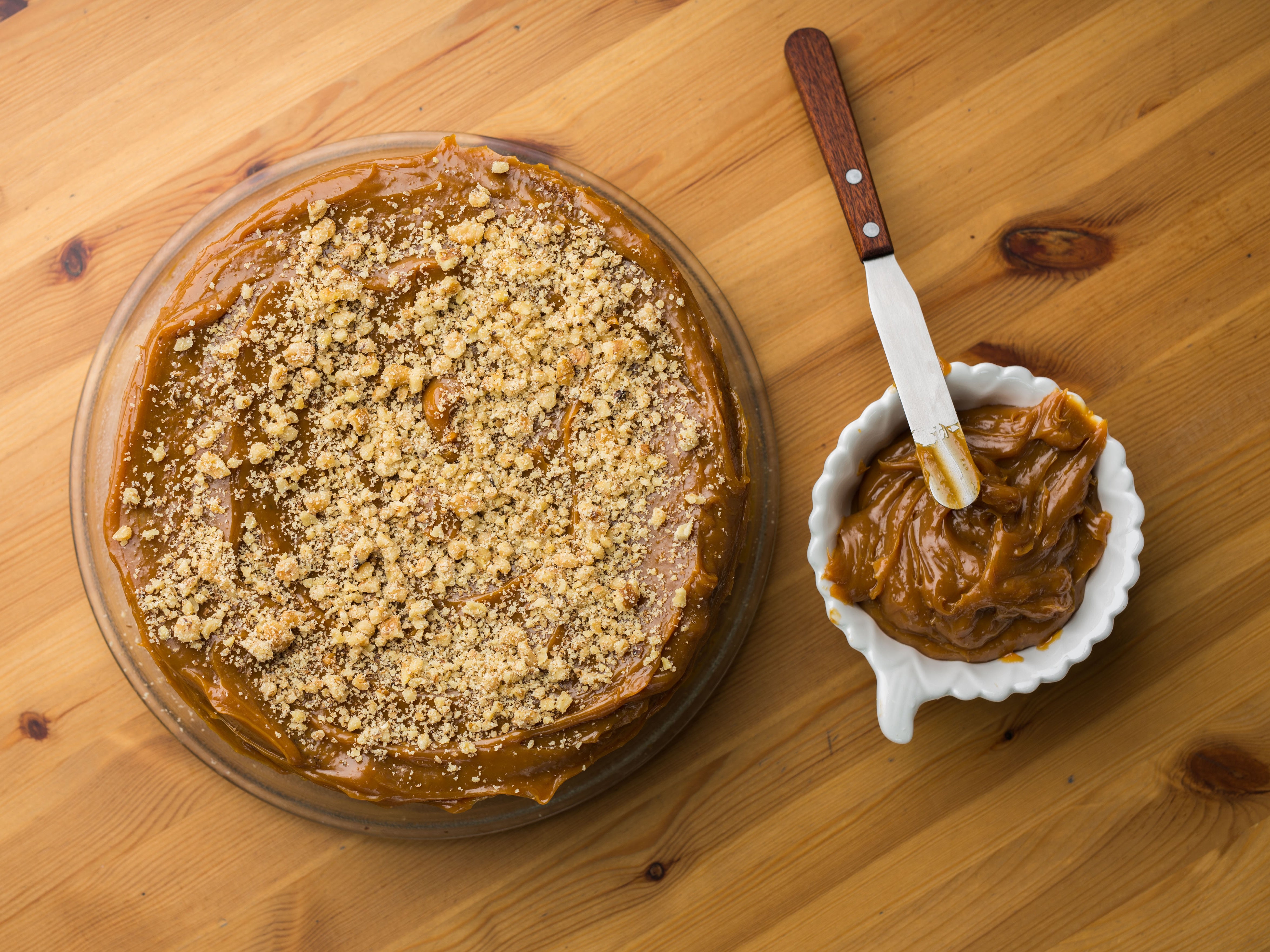 Gâteau aux noix et dulce de leche maison