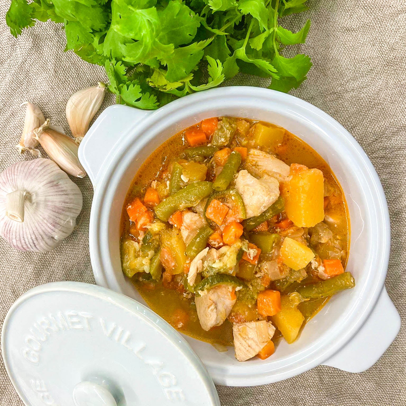 Chicken stew with okra